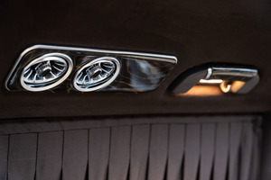 KLASSEN Mercedes-Benz V-Class VIP. V 300 | Luxury VIP First Class VAN. MVE_1685