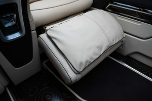 KLASSEN Mercedes-Benz V-Class VIP. V 300 | Luxury VIP First Class VAN. MVE_1685