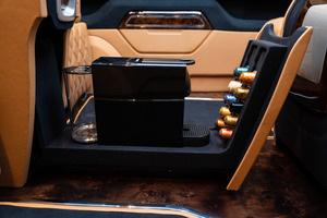 KLASSEN Mercedes-Benz V-Class VIP. V 300 - V-Klasse Facelift (2024) EQV/AMG. MVE_1664