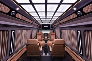 KLASSEN Mercedes-Benz Sprinter VIP. 319 Business Luxury BUS VIP 7+1+1 w907. MSV_1369
