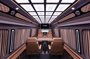 KLASSEN Mercedes-Benz Sprinter VIP. 319 Business Luxury BUS VIP 7+1+1 w907. MSV_1369