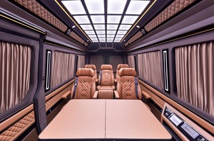 KLASSEN Mercedes-Benz Sprinter VIP. 319 Business Luxury BUS VIP 7+1+1 w907. MSV_1369