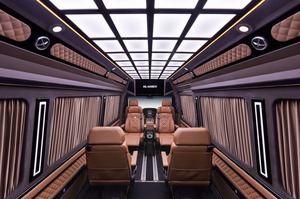 KLASSEN Mercedes-Benz Sprinter VIP. 319 Business Luxury BUS VIP 7+1+1 w907. MSV_1369