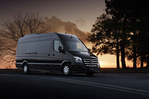 KLASSEN Mercedes-Benz Sprinter VIP. 319 Business Luxury BUS VIP 7+1+1 w907. MSV_1369