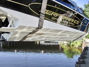 Lamborghini PERFORMANCE 1201 Offshoreboot (Bild 7)