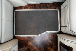 KLASSEN Mercedes-Benz V-Class VIP. V300 | 2024 - Luxury VIP First Class VAN. MVE_1677