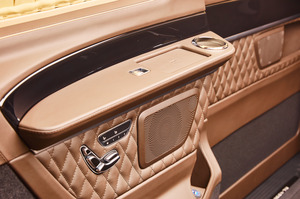 Mercedes-Benz V-Class V 300 | KLASSEN Luxury VIP Cars and Vans