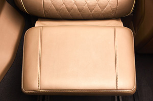 Mercedes-Benz V-Class V 300 | KLASSEN Luxury VIP Cars and Vans