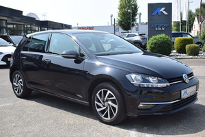 Volkswagen Golf VII