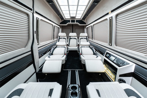KLASSEN Mercedes-Benz Sprinter VIP. 319 Business Luxury BUS VIP 7+1+1 w907. MSV_1442