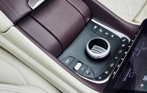 KLASSEN Mercedes-Benz V-Class VIP. V 300 | KLASSEN Luxury VIP Cars and Vans. MVV_1436