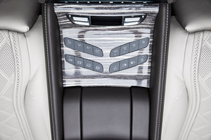 KLASSEN Mercedes-Benz V-Class VIP. V 300 d | KLASSEN Luxury VIP Cars and Va. MVA1_1401