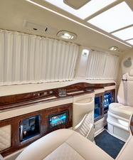 KLASSEN Mercedes-Benz V-Class VIP. V 300 d | Luxury Business Van - Bentley. MVD_1421