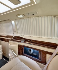 KLASSEN Mercedes-Benz V-Class VIP. V 300 d | Luxury Business Van - Bentley. MVD_1421