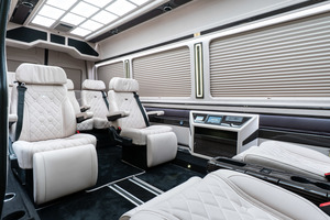 KLASSEN Mercedes-Benz Sprinter VIP. 319 Business Luxury BUS VIP 7+1+1 w907. MSV_1486