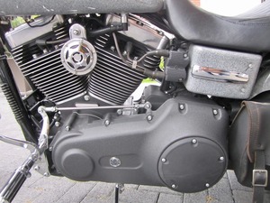 Harley-Davidson DYNA Street Bob  CUSTOM SPEZIAL Verkauft Sold ! (Bild 17)