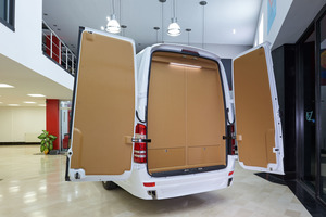 KLASSEN Mercedes-Benz Sprinter VIP. 519 & 319 KLASSEN VIP KING VAN. MSD_9215