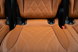 KLASSEN Mercedes-Benz V-Class VIP. V 300 d 4MATIC - Business Plus Interieur. MVMH_1485