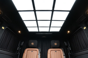 KLASSEN Mercedes-Benz V-Class VIP. V 300 - Sondermodell VIP EDITION 2023. MVMH_1517
