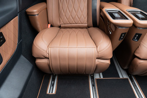 KLASSEN Mercedes-Benz V-Class VIP. V 300 - Sondermodell VIP EDITION 2023. MVMH_1517
