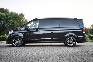 KLASSEN Mercedes-Benz V-Class VIP. V 300 d | Luxury VIP Cars and Vans. MVD_1382