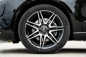 KLASSEN Mercedes-Benz V-Class VIP. V 300 - 4MATIC VIP Avantgarde Interieur. MVMH_1570