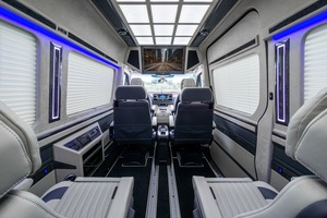 Mercedes-Benz Sprinter 319 Business Luxury BUS VIP 7+1+1 w907