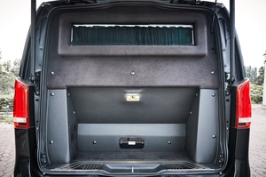 KLASSEN Mercedes-Benz V-Class VIP. V 300 d | GEPANZERT | Armored B6 / VR9. MVD_1357