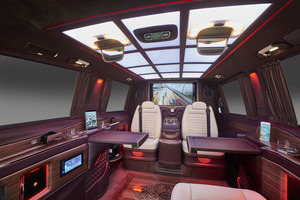 KLASSEN Mercedes-Benz V-Class VIP. V 300 d | Luxury VIP Van with Wheelchair. MVD_9041