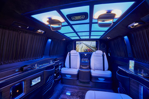 KLASSEN Mercedes-Benz V-Class VIP. V 300 d | Luxury VIP Van with Wheelchair. MVD_9041