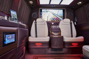 KLASSEN Mercedes-Benz V-Class VIP. V 300 d | Luxury VIP Van with Wheelchair. MVD_9041