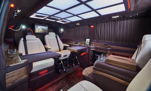 KLASSEN Mercedes-Benz V-Class VIP. V 300 d | Luxury VIP Van with Wheelchair. MVD_9041