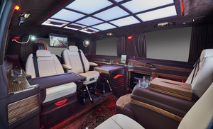 KLASSEN Mercedes-Benz V-Class VIP. V 300 d | Luxury VIP Van with Wheelchair. MVD_9041