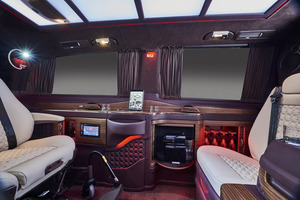 KLASSEN Mercedes-Benz V-Class VIP. V 300 d | Luxury VIP Van with Wheelchair. MVD_9041