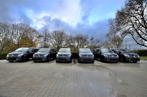 KLASSEN Mercedes-Benz V-Class VIP. V 300 d | Luxury VIP Van with Wheelchair. MVD_9041