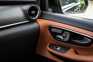 KLASSEN Mercedes-Benz V-Class VIP. V 300 - 4MATIC VIP Avantgarde Interieur. MVMH_1571