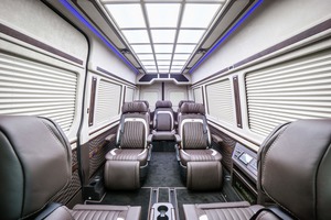 KLASSEN Mercedes-Benz Sprinter VIP. 319 Business Luxury BUS VIP 7+1+1 w907. MSV_1431