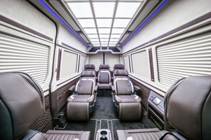 KLASSEN Mercedes-Benz Sprinter VIP. 319 Business Luxury BUS VIP 7+1+1 w907. MSV_1431