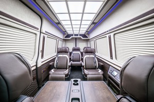 KLASSEN Mercedes-Benz Sprinter VIP. 319 Business Luxury BUS VIP 7+1+1 w907. MSV_1431